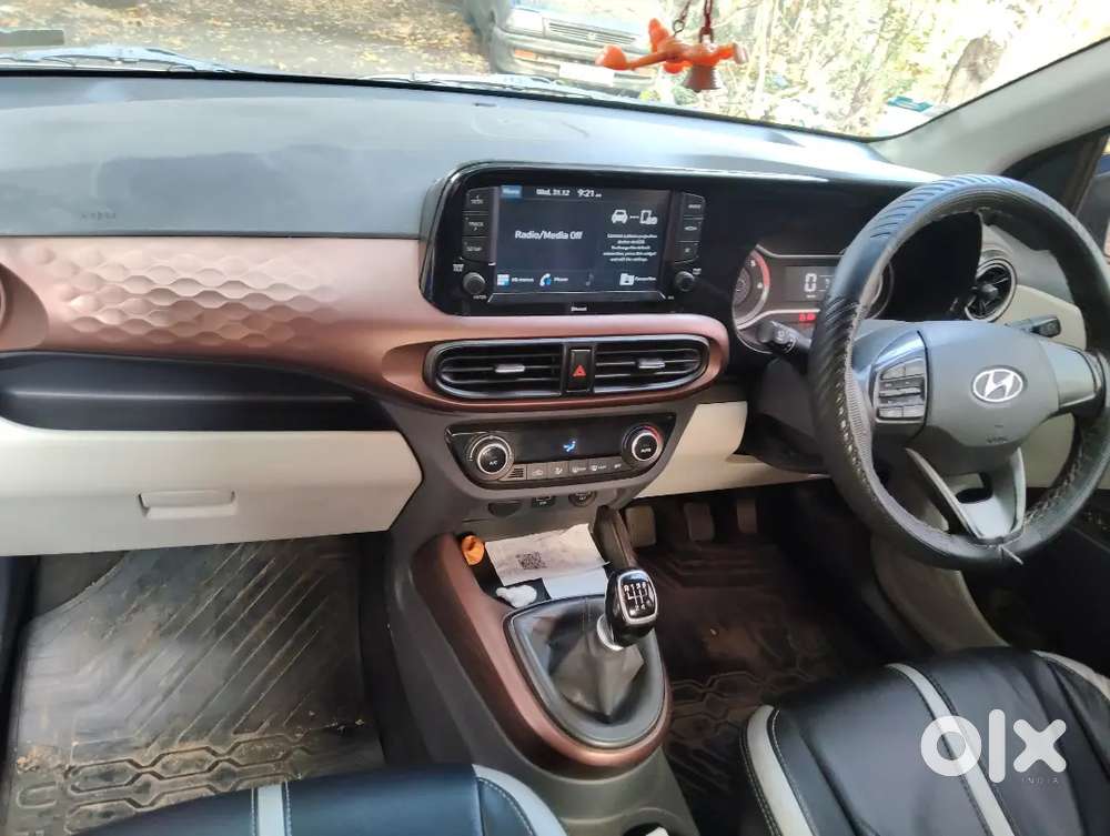 Hyundai Aura Diesel Top End Model With Push Button Start