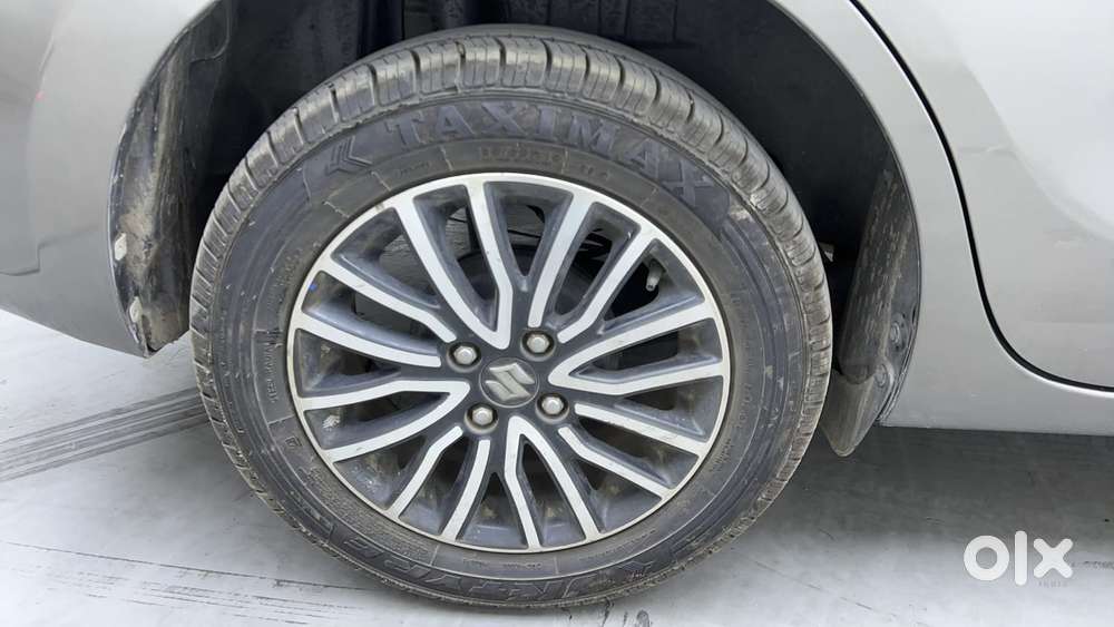 Maruti Suzuki Dzire 1.2 Zxi Plus Amt, 2017, Petrol