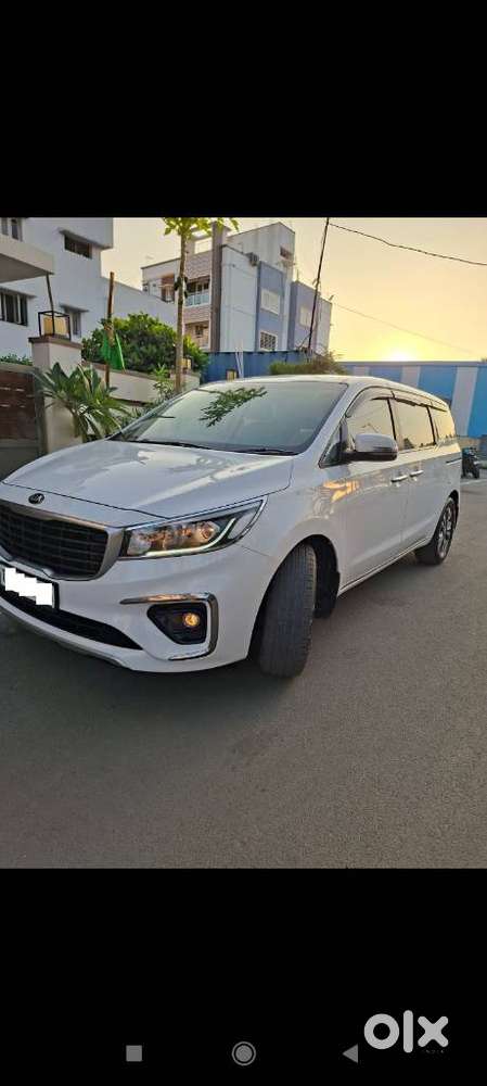 Kia Carnival Premium, 2021, Diesel