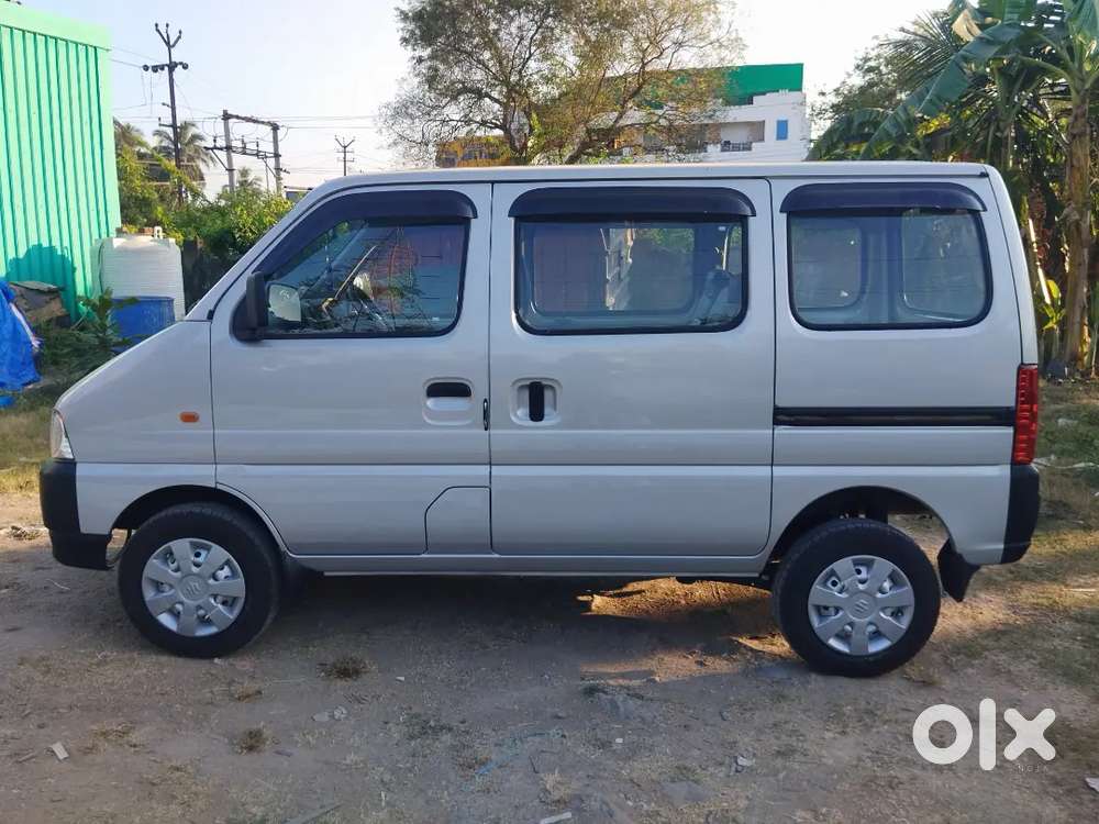 Maruti Suzuki Eeco 2025 Petrol 3800 Km Driven