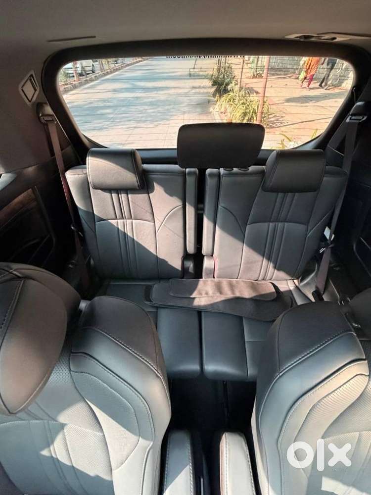 Toyota Vellfire Vip – Executive Lounge, 2023, Petrol