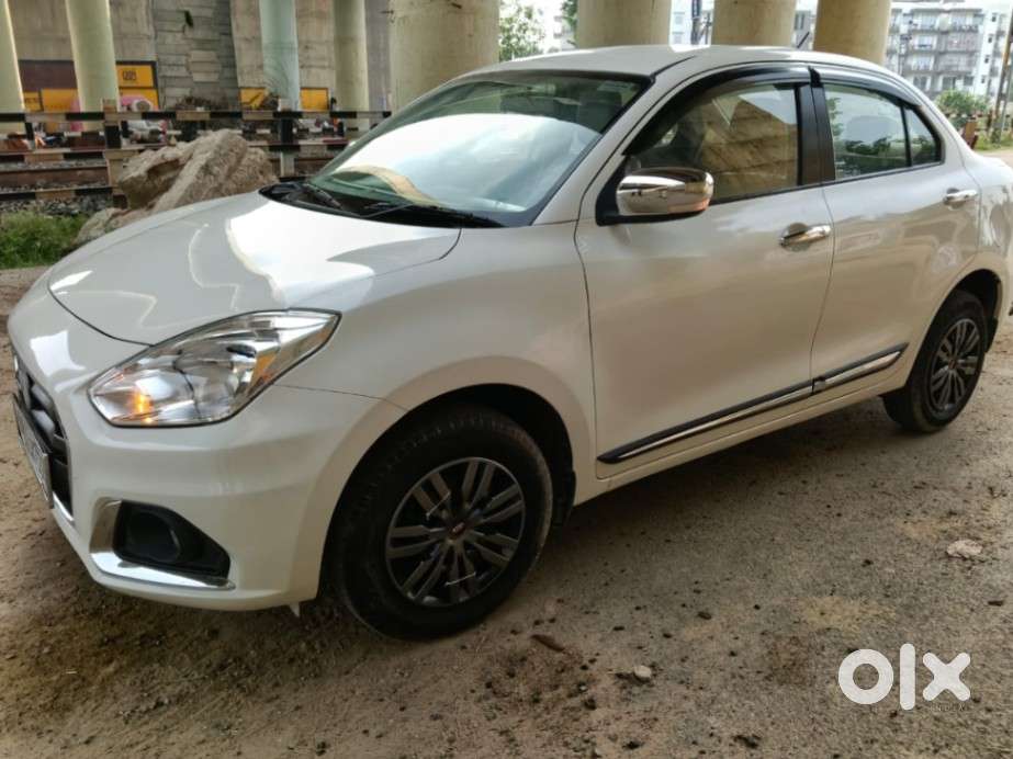 Maruti Suzuki Dzire 1.2 Vxi, 2022, Petrol