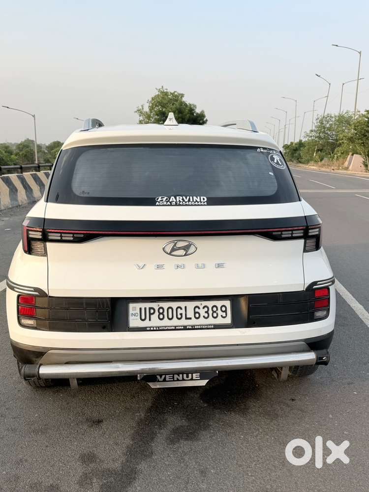 Hyundai Venue S(o) 2023 Petrol Manual Edition