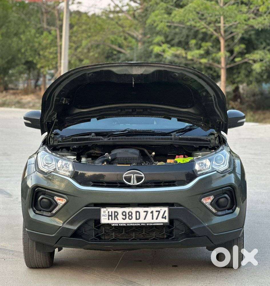 Tata Nexon 1.5 Revotorq Xm (s), 2022, Petrol