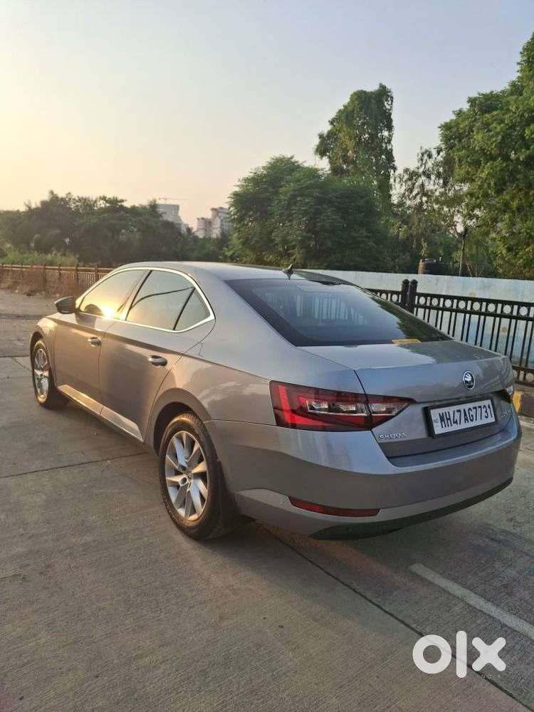 Skoda Superb L&k 1.8 Tsi At, 2019, Petrol