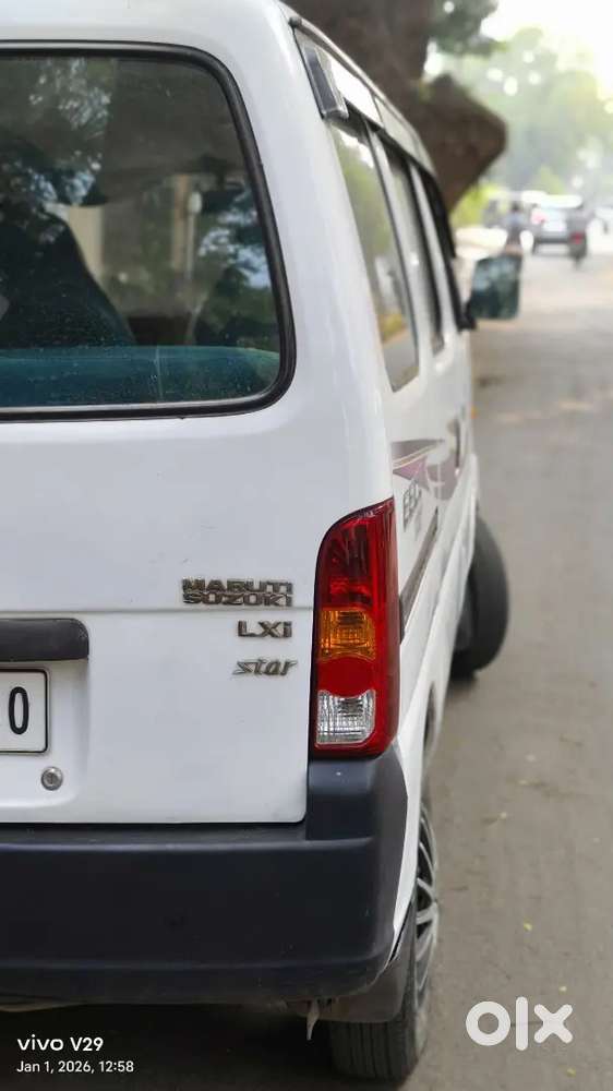 Maruti Suzuki Eeco 5star Ac