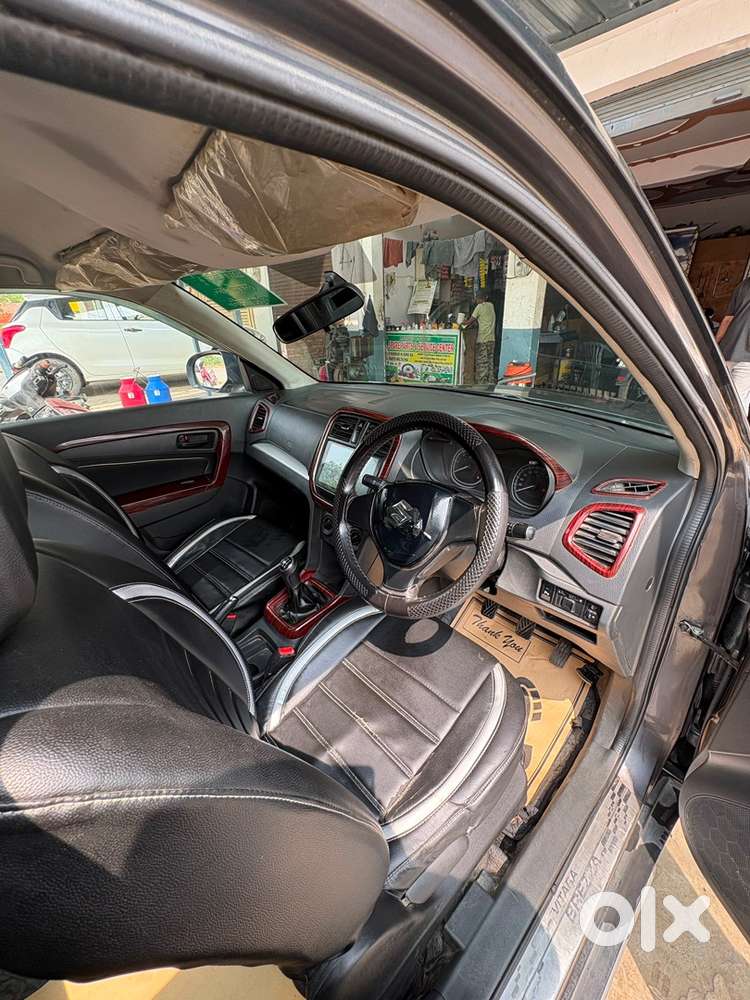 Maruti Suzuki Brezza Automatic 2018