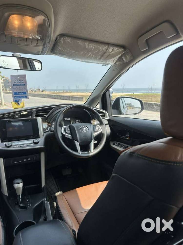 Toyota Innova Crysta 2.8z Automatic, 2018, Diesel
