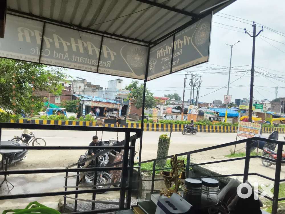 Space available for rent not shop maine road par jagah hai cart lagane