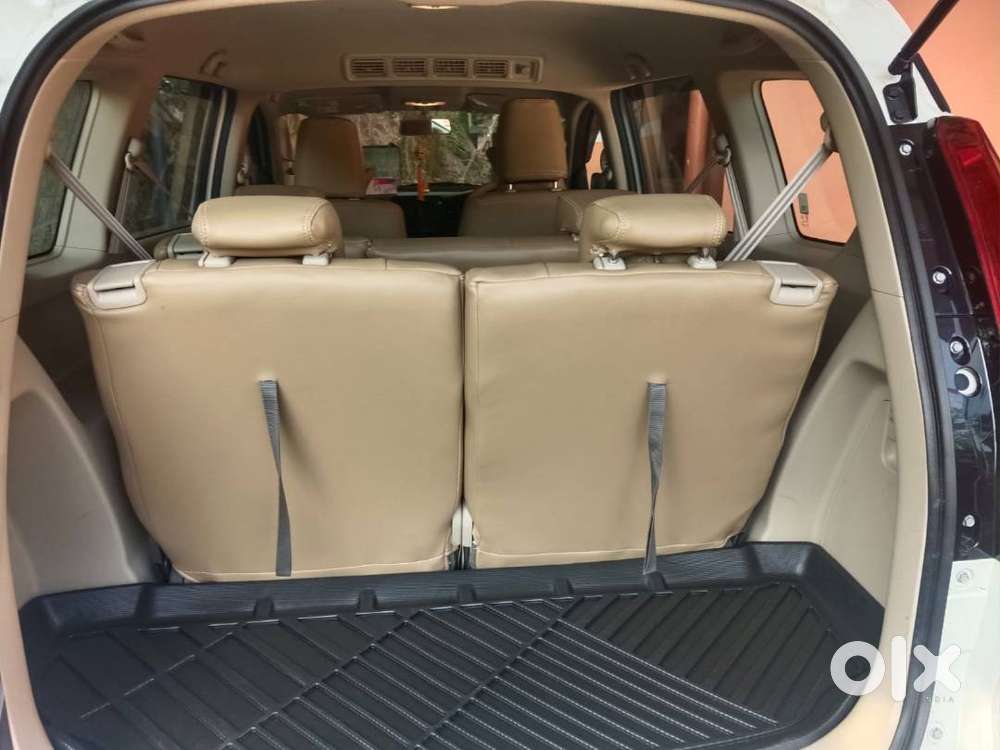 Maruti Suzuki Ertiga Smart Hybrid Zxi+ 1.5l 6at 2024 Well Maintained