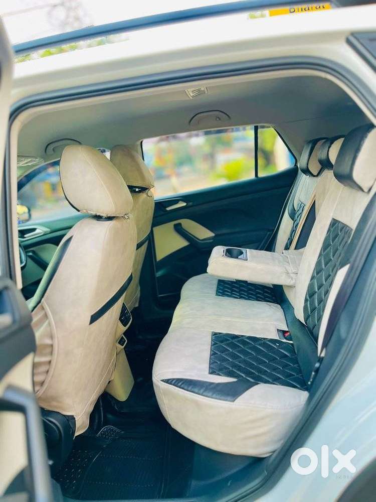 Volkswagen Taigun 1.0 Tsi Highline At, 2025, Petrol