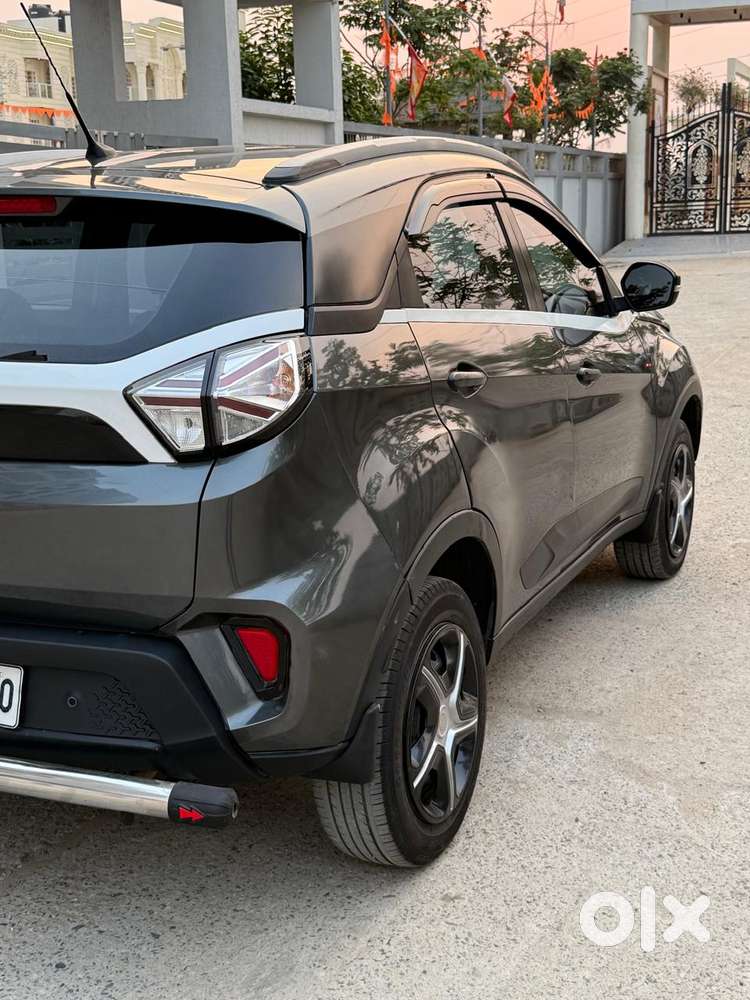 Tata Nexon 1.2 Revotron Xm (s), 2022, Diesel