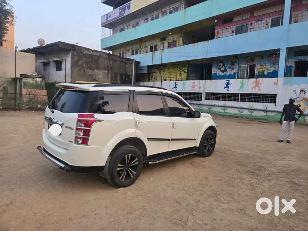 Mahindra Xuv500 2016 Diesel 120000 Km Driven