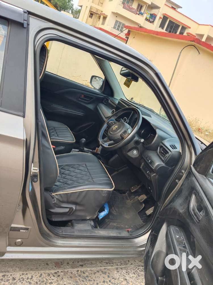 Maruti Suzuki Swift Lxi Optional-o, 2025, Petrol