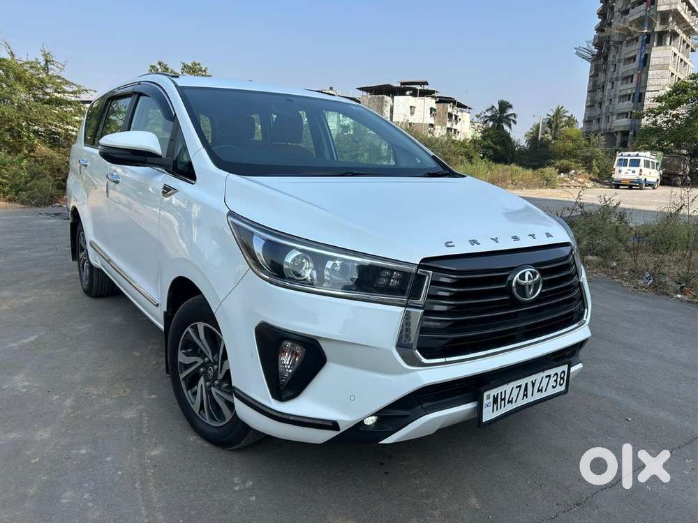 Toyota Innova Crysta 2021 Diesel 35000 Km Driven