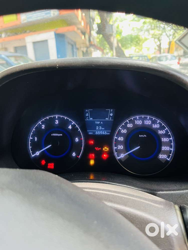 Hyundai Fluidic Verna 1.6 Crdi Sx, 2011, Petrol