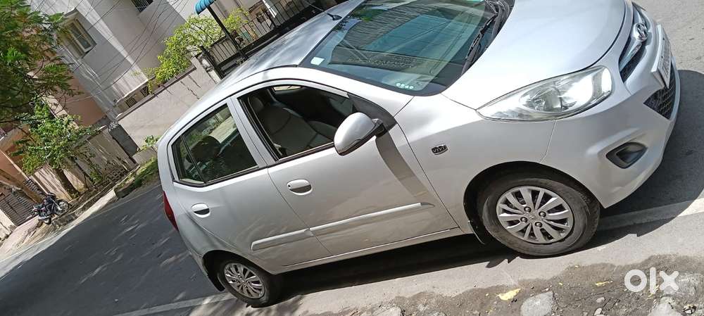 Hyundai I10 Sportz At, 2013, Petrol