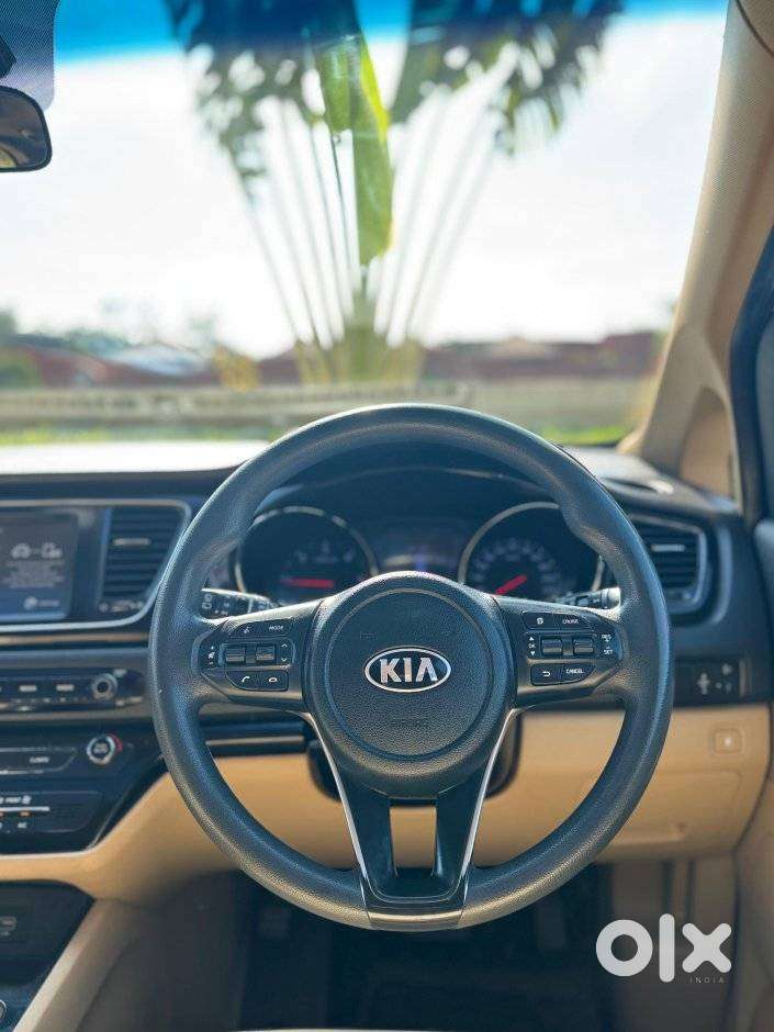 Kia Carnival Prestige, 2020, Diesel