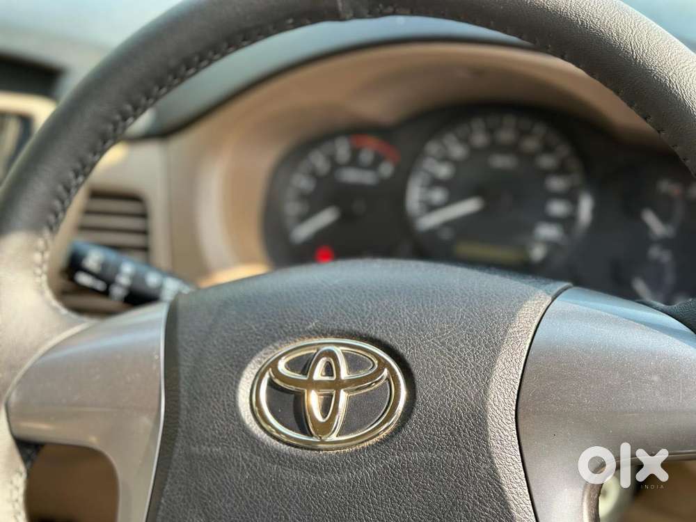 Toyota Innova 2.5 Gx 7 Seater Limited Edition, 2015, Diesel