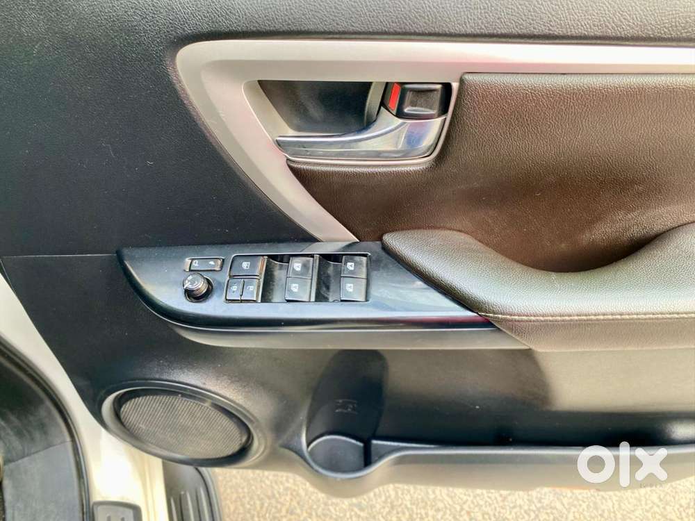 Toyota Fortuner 4x2 At 2.8 Diesel, 2018, Diesel