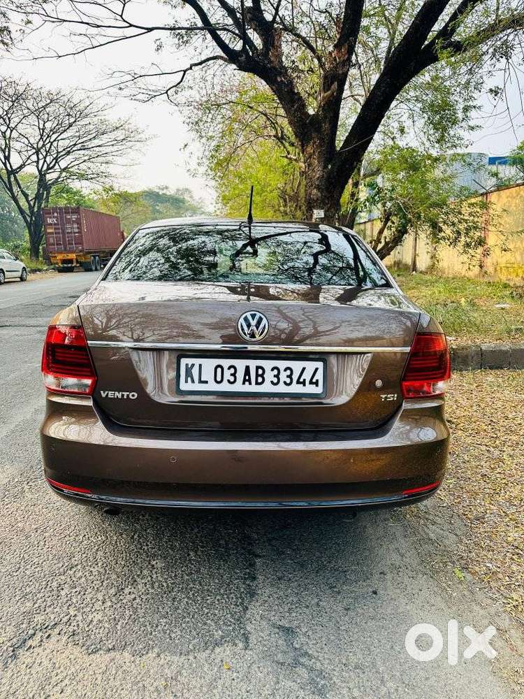 Volkswagen Vento 1.2 Tsi Comfortline At, 2017, Petrol