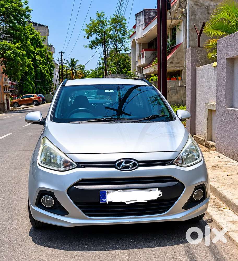 Hyundai Grand I10 Sportz 2016  Well Maintained  Good Condition
