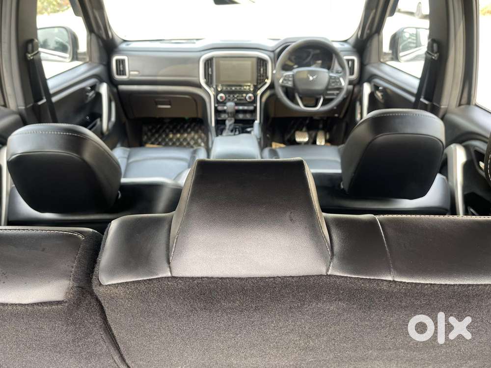 Mahindra Scorpio-n 2.0 Z8 L Petrol At 6 Str, 2025, Petrol