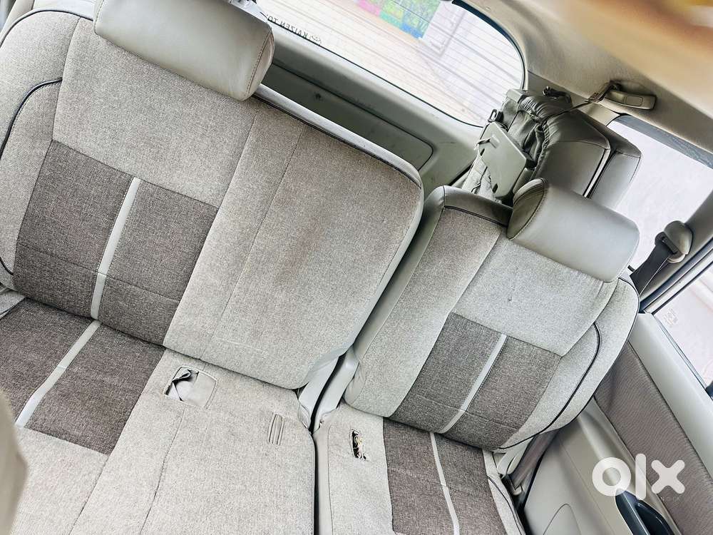 Toyota Innova 2.5 G (diesel) 7 Seater, 2010, Diesel