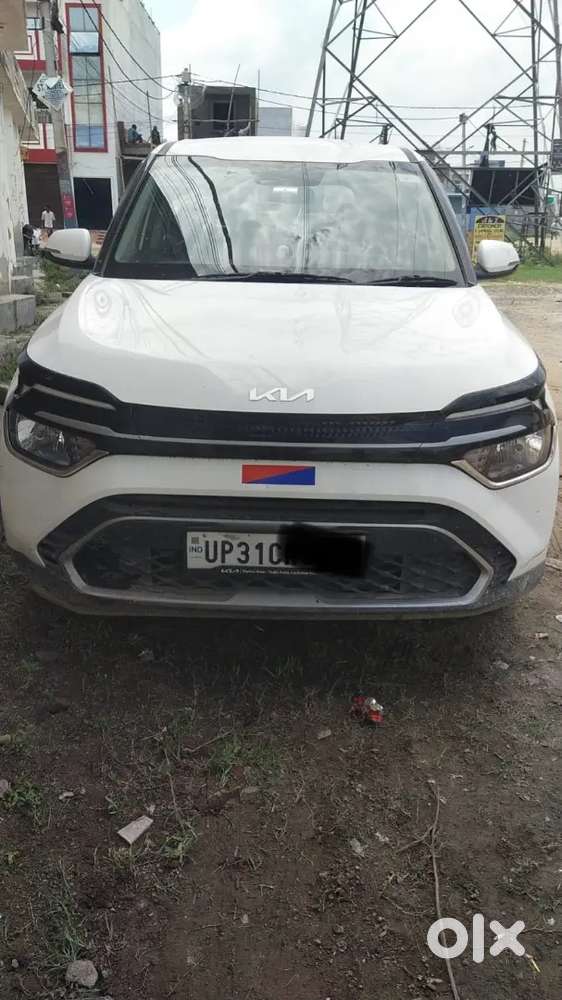 Kia Carens Premium 2025 Variant Urgent Sale