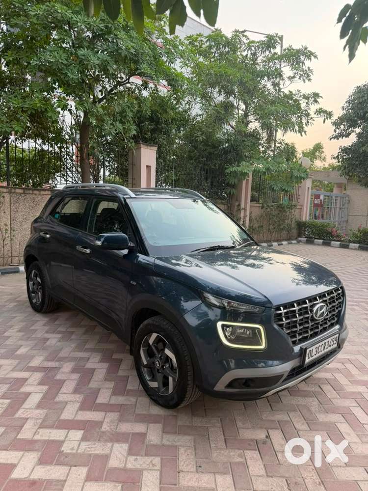 Hyundai Venue Petrol 2019