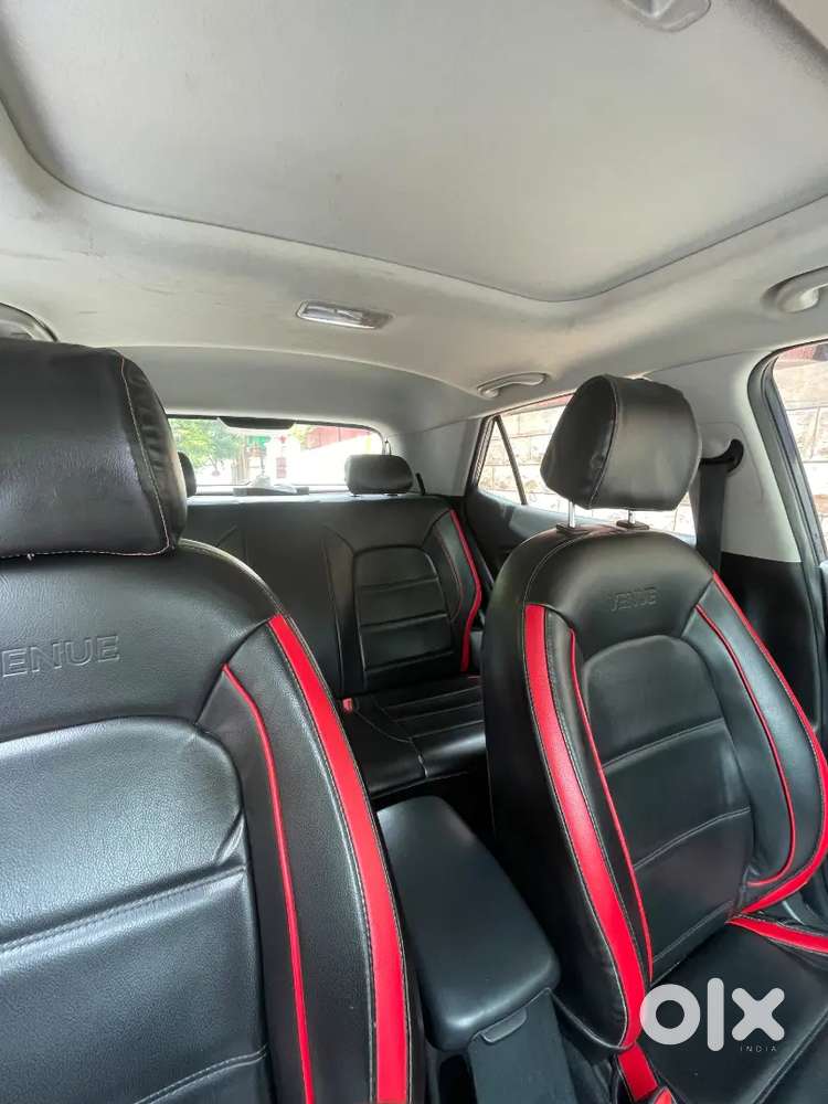 Hyundai Venue 1.0 Turbo Sx+ Dct 2019  Single Owner  ₹9 Lakh