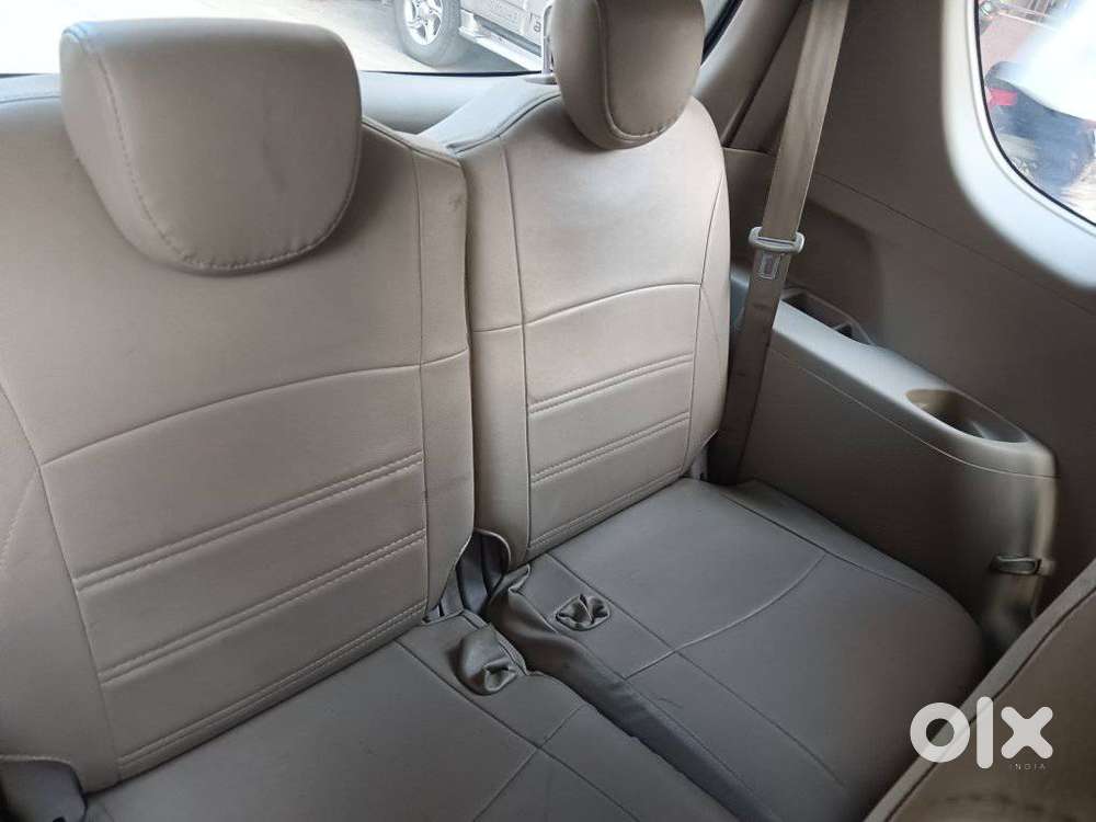 Maruti Suzuki Ertiga Vxi At, 2017, Cng & Hybrids