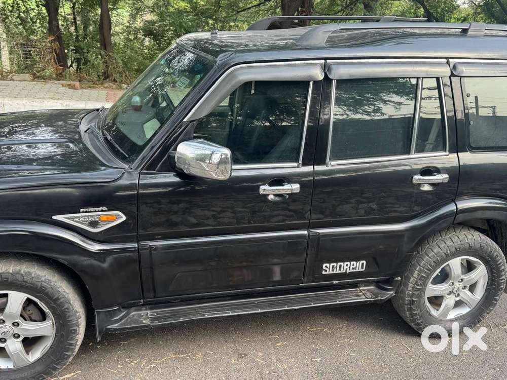 Mahindra Scorpio S6 Plus, 2016, Diesel