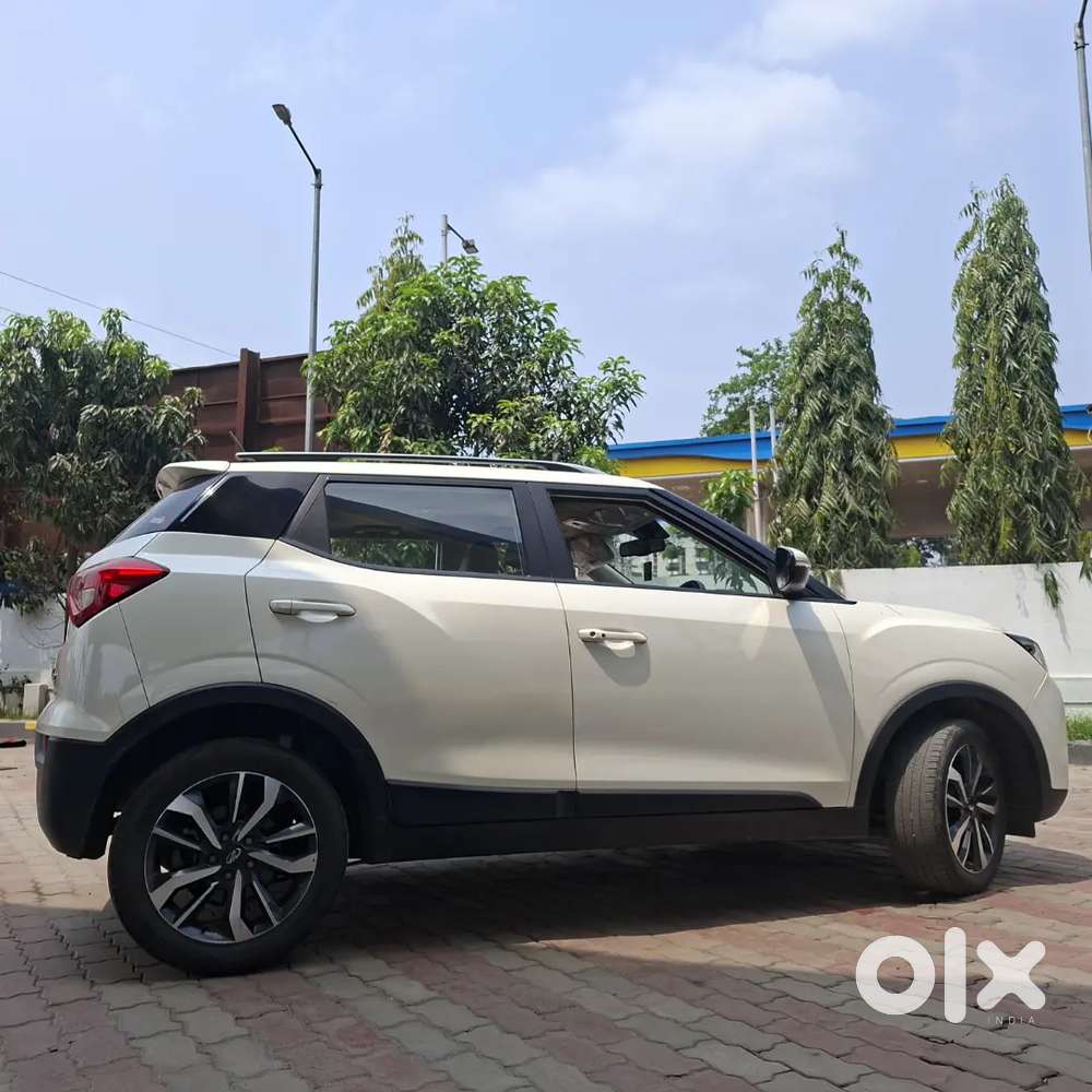 Mahindra Xuv300 2019 Petrol 74000 Km Driven