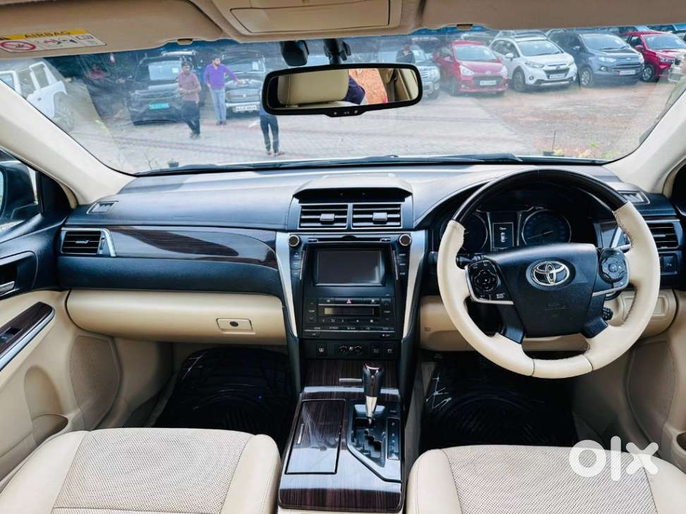 Toyota Camry 2.5l Automatic, 2016, Petrol