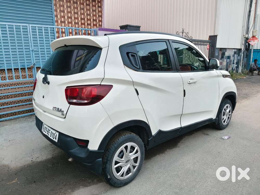Mahindra Kuv 100 Mahindra-kuv-100-g80-k6-plus, 2016, Petrol