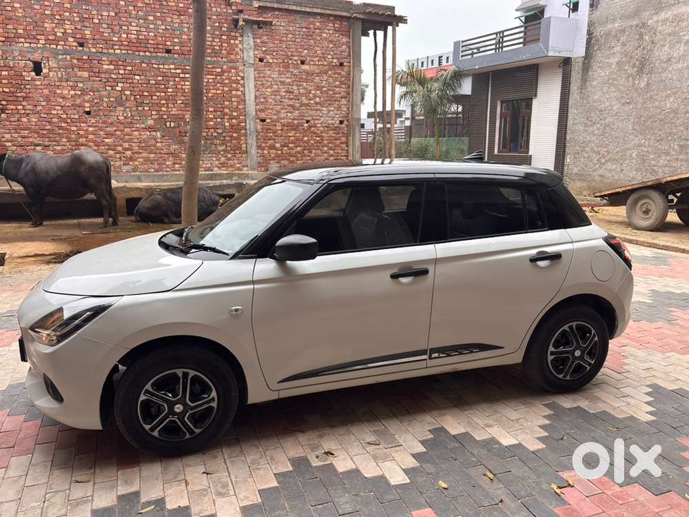 Maruti Suzuki New-gen Swift (nov 2024 )petrol Well Maintained