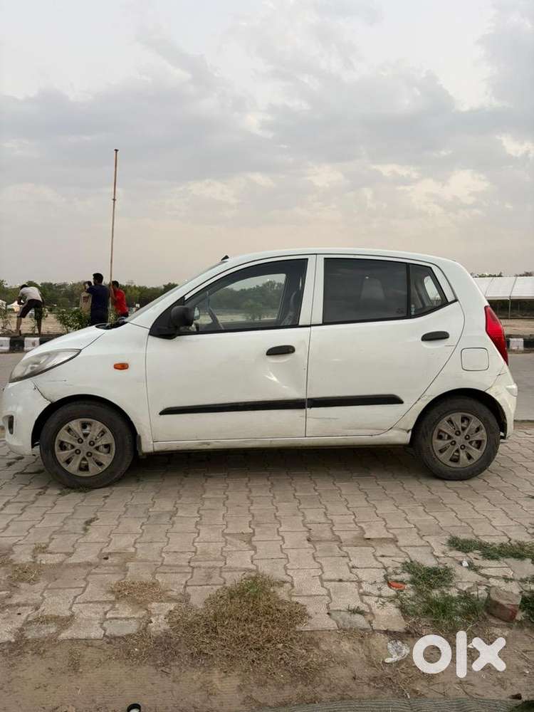Hyundai I10 Era 2012 (petrol) – 82,960 Km  Single Owner