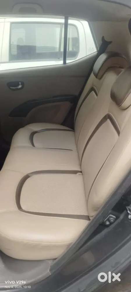Hyundai I10 2011 Petrol 43000 Km Driven