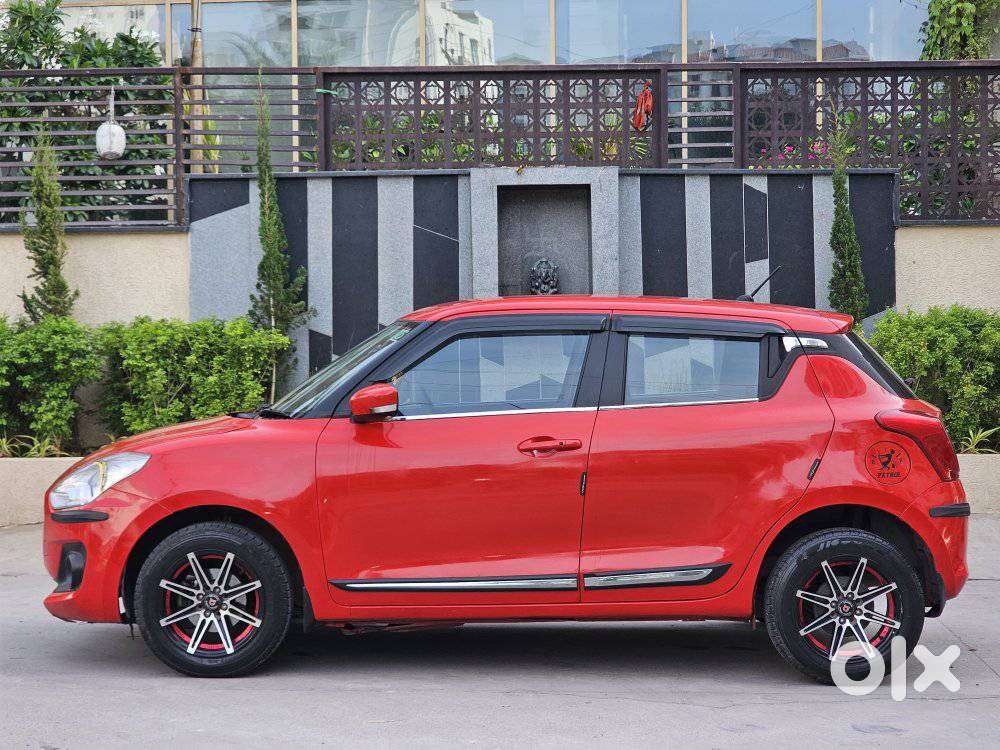 Maruti Suzuki Swift 1.3 Zxi, 2022, Petrol