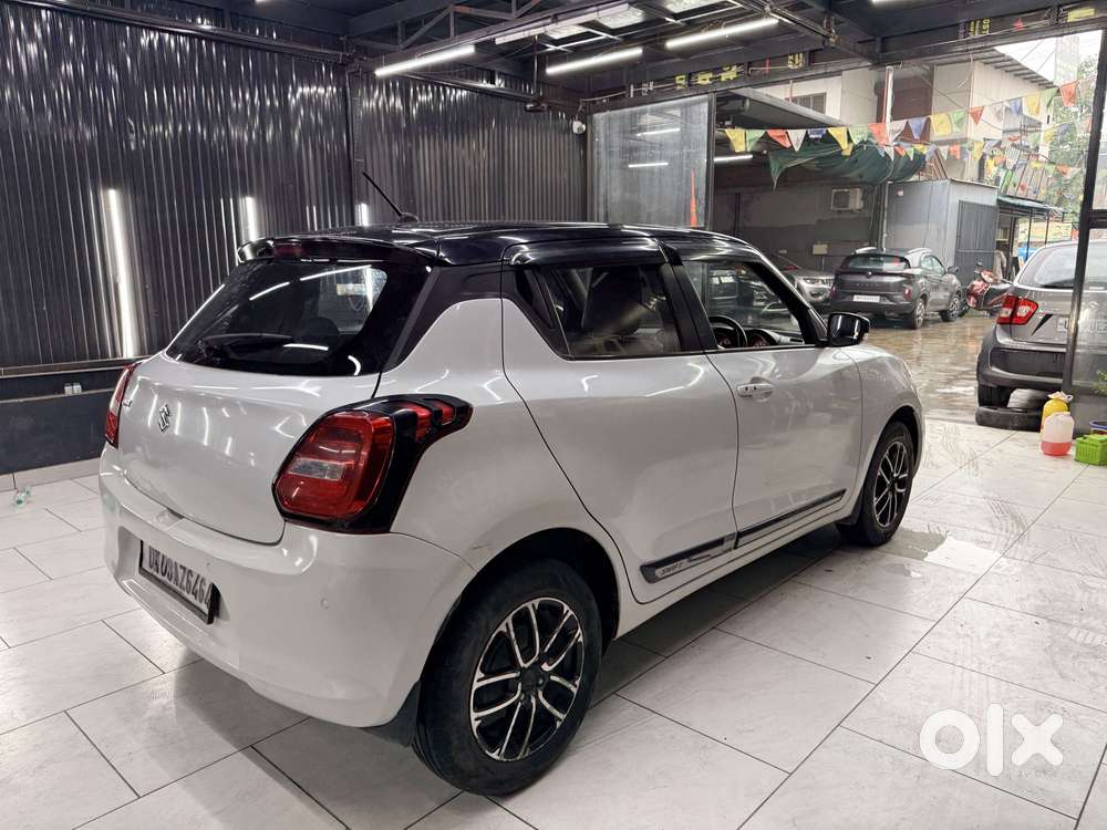Maruti Suzuki Swift Amt Zxi Plus, 2022, Petrol