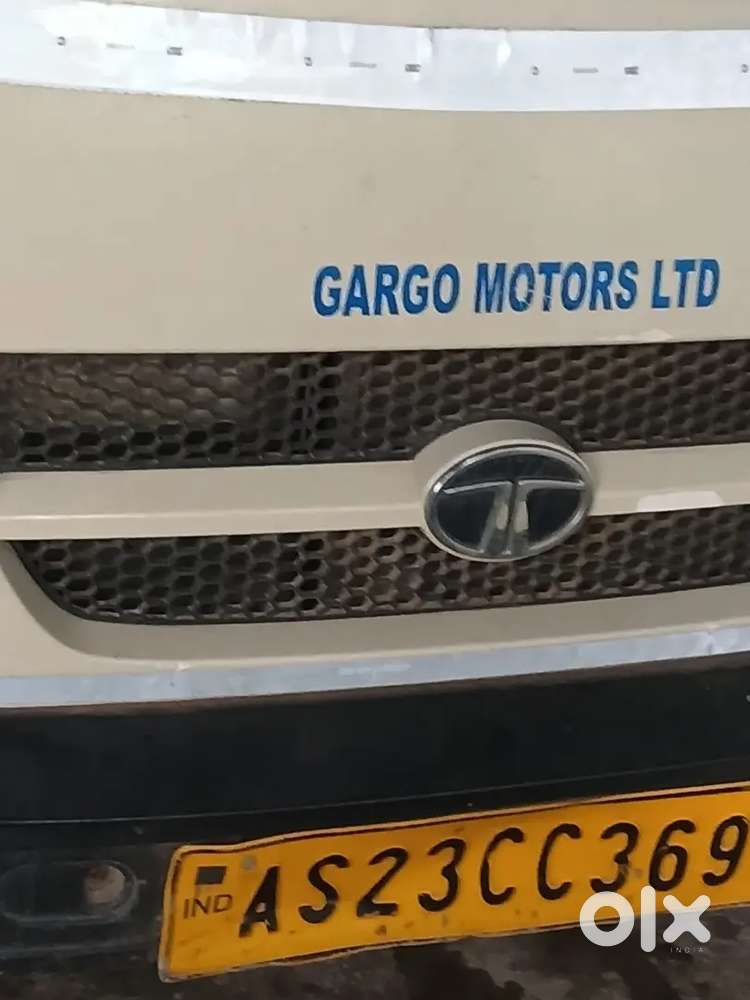 Tata Sumo Gold 2019