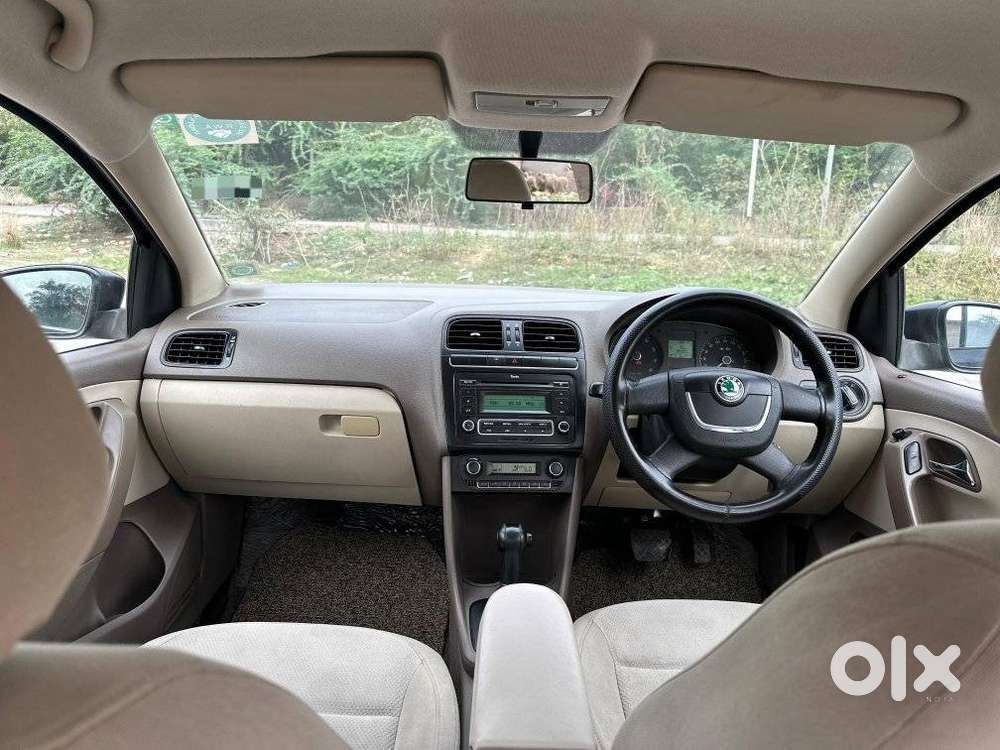 Skoda Rapid 1.0 Rider Plus Tsi At, 2012, Petrol