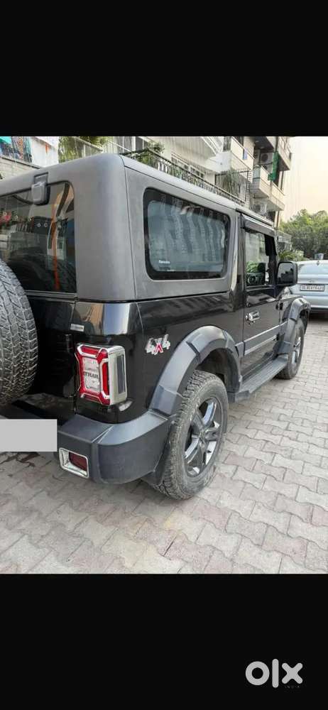 Company Accessories Worth 2.5 Lakhs