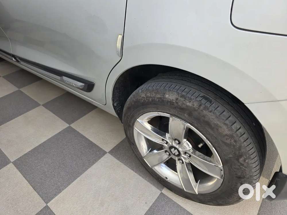 Ertiga Anniversary Vxi 2022