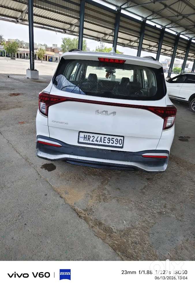 Kia Carens 2022 Diesel 100000 Km Driven