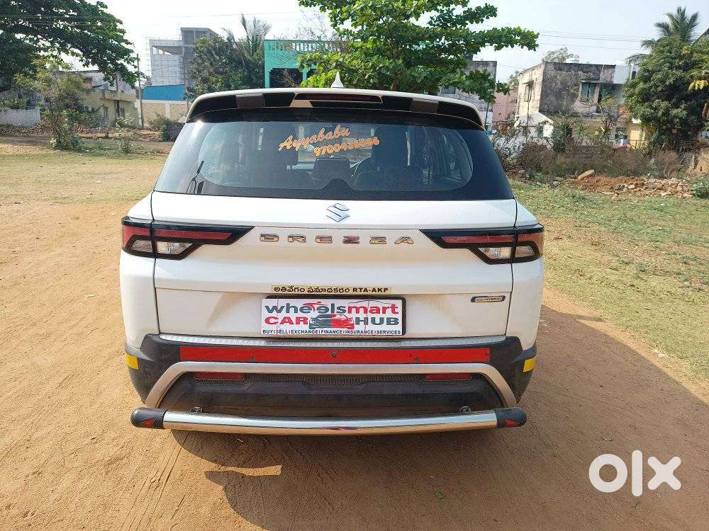 Maruti Suzuki Brezza 1.5 Lxi Smart Hybrid, 2023, Petrol