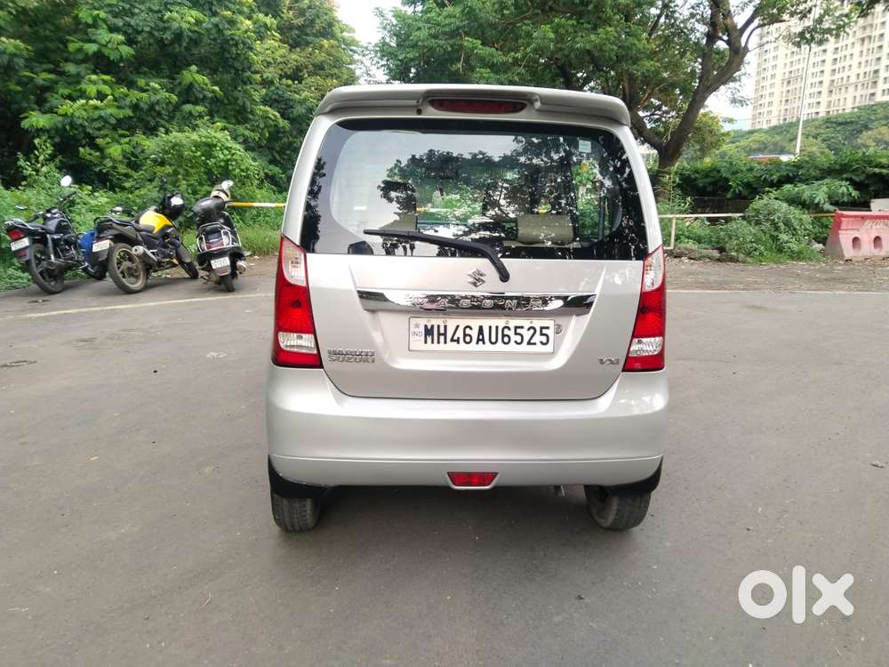 Maruti Suzuki Ertiga Vxi At Petrol, 2016, Petrol