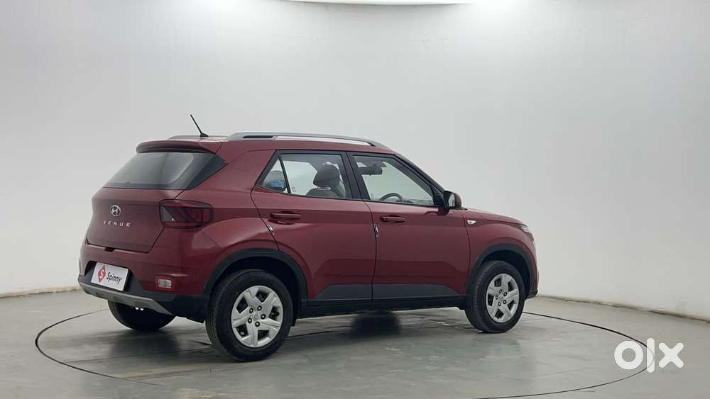 Hyundai Venue S 1.2 Petrol, 2022, Petrol