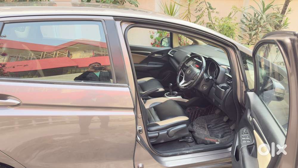 Honda Jazz 2015 Diesel Well Maintained